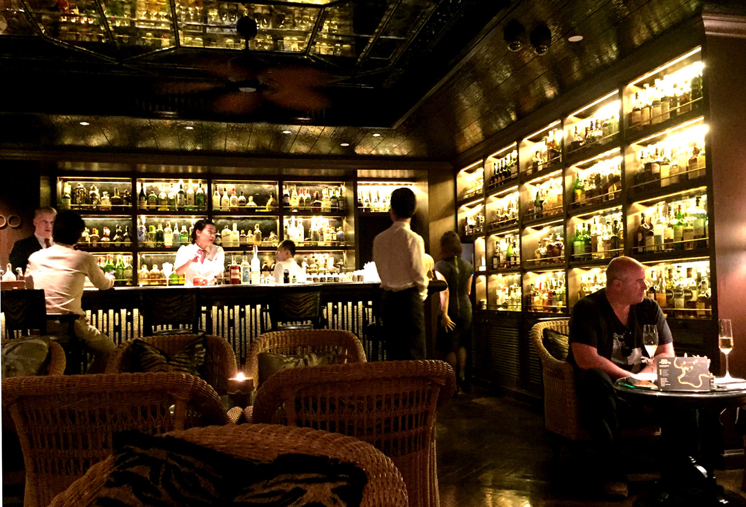 Inside the Bamboo Bar at Mandarin Oriental Bangkok